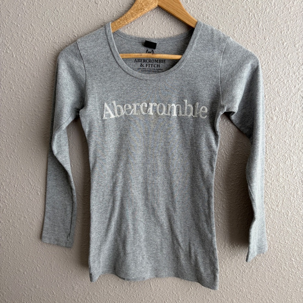 Vintage Abercrombie Gray Y2K Long Sleeve Glitter Logo Stretch T-Shirt S/M